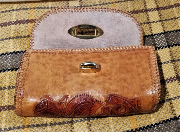 Moroccan leather boho clutch bag - Image 2