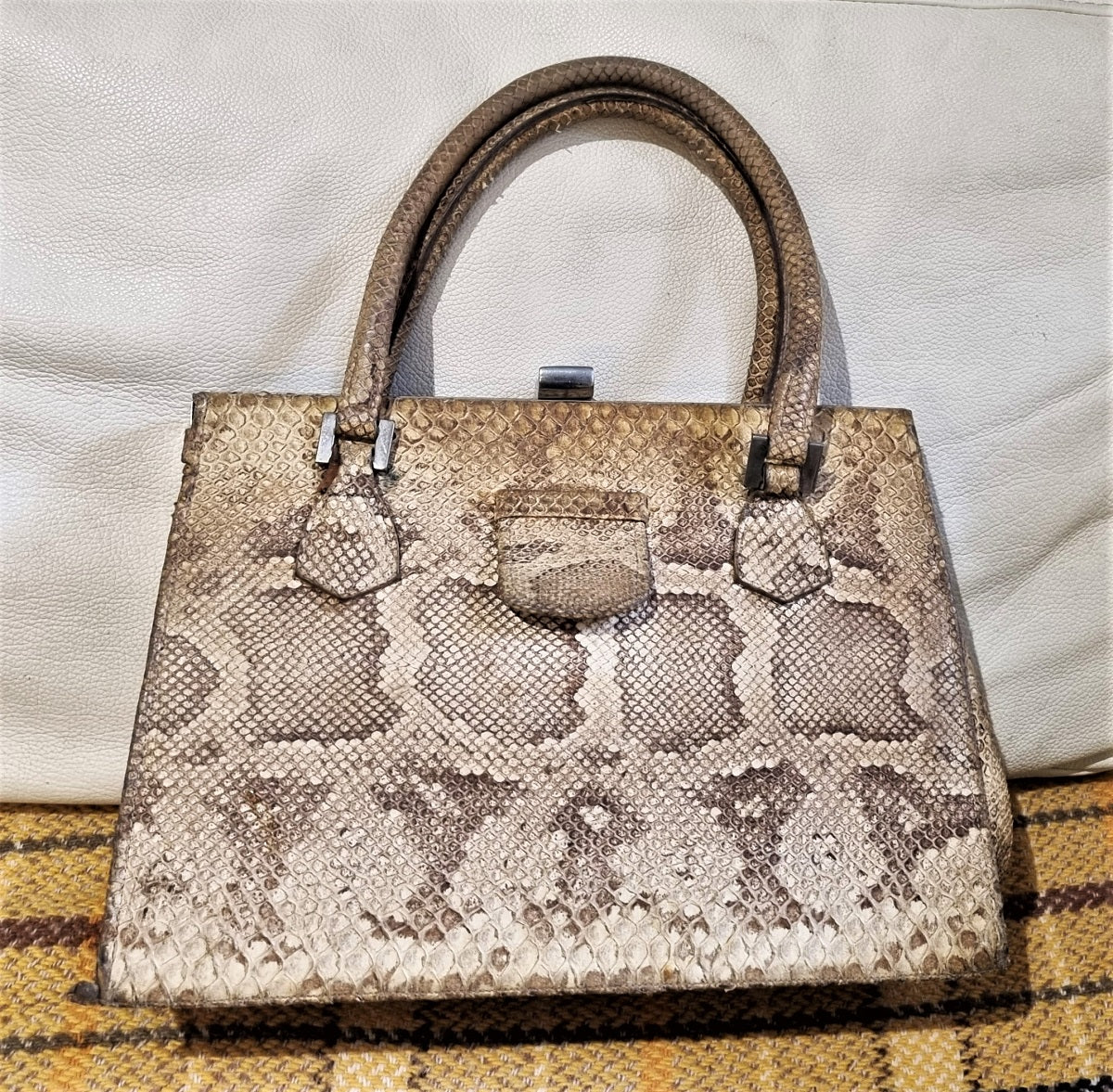 Vintage python snakeskin Kelly handbag - Image 5