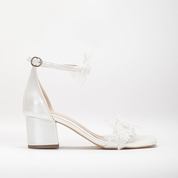 Flora - Floral Lace Wedding Sandals
